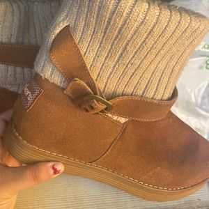 Sketchers boots